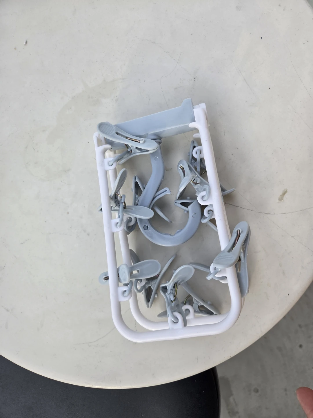 Plastic Clothes Drying Hanger with Clips - photo 5