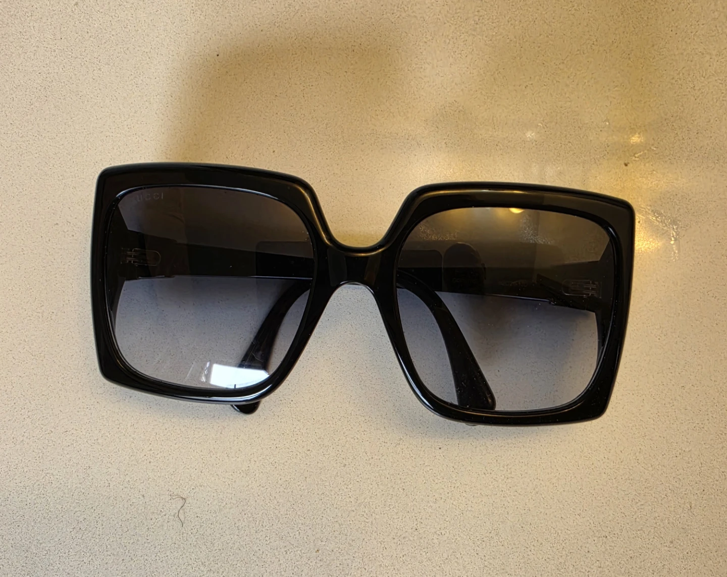 Black Gucci Sunglasses