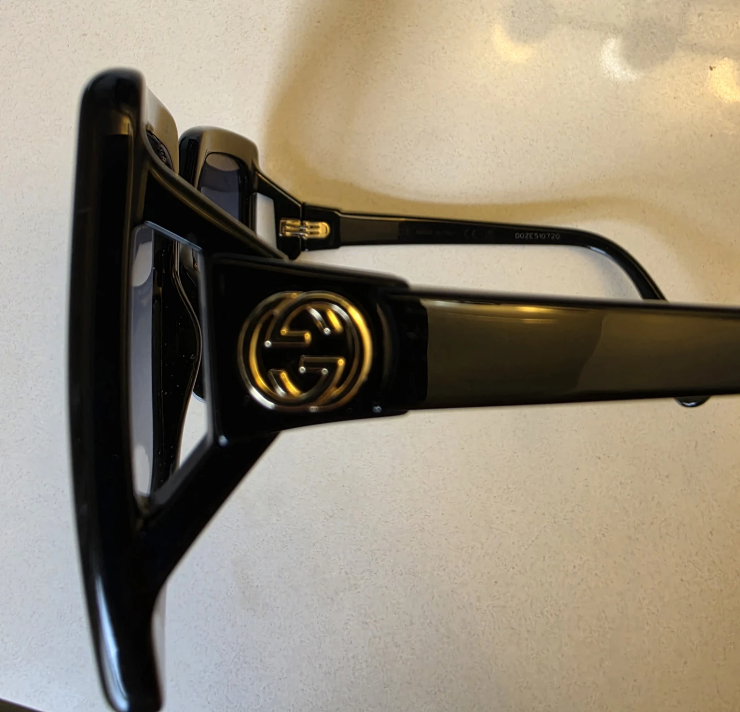 Black Gucci Sunglasses - photo 4