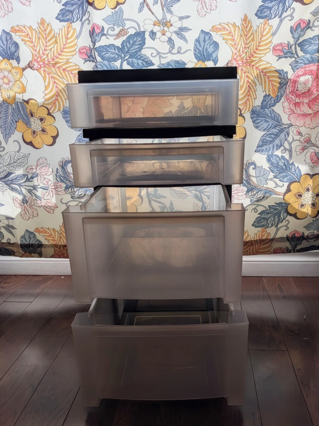 Plastic Drawer Unit - photo 3