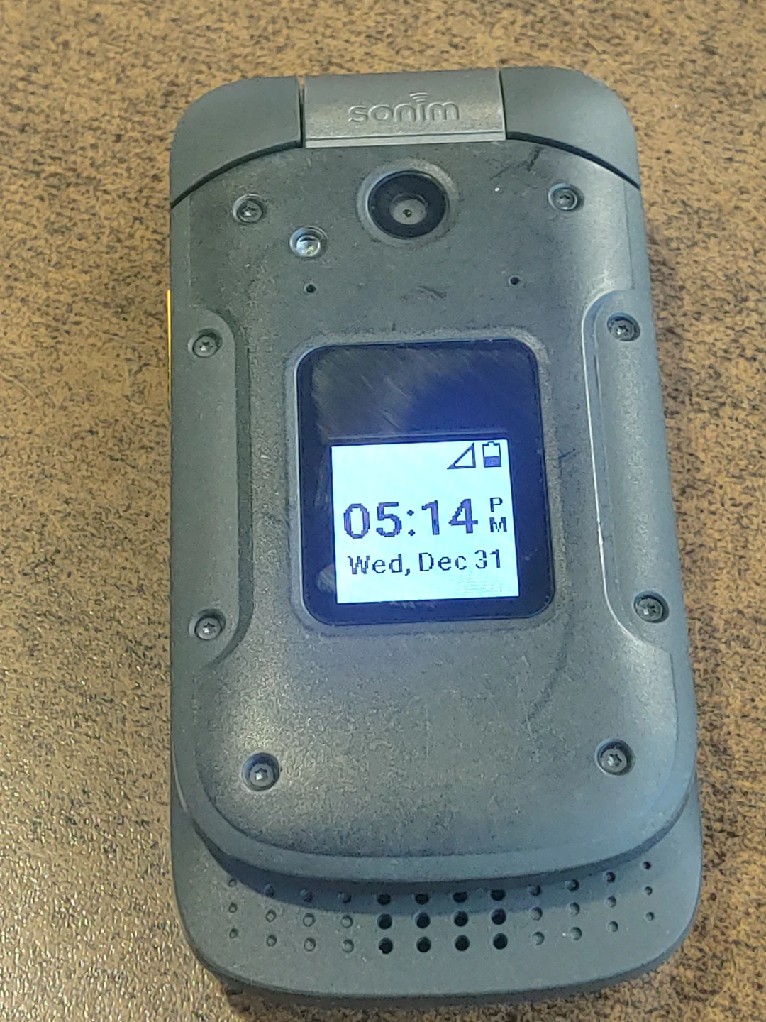 Sonim XP3 flip Phone