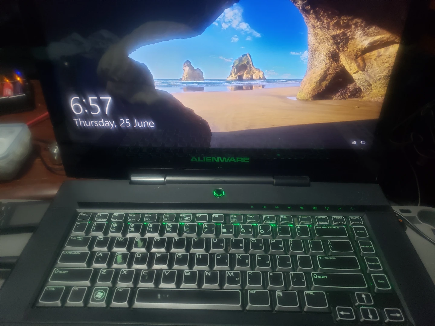 2009 alienware M15X laptop . - photo 2