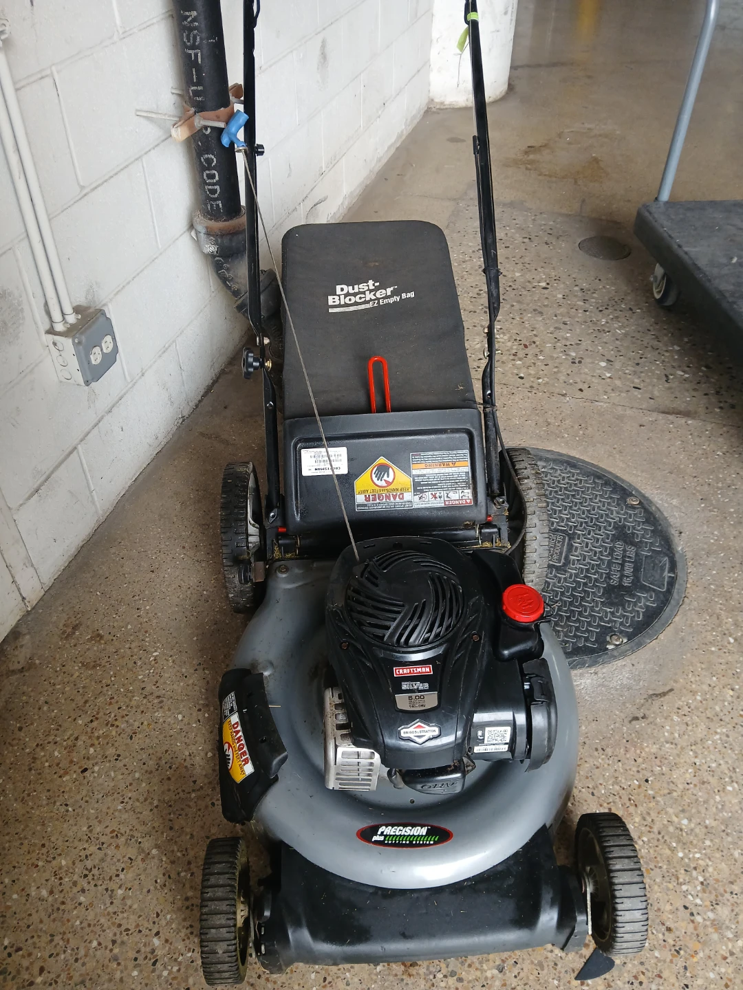 Lown mower exelent condition