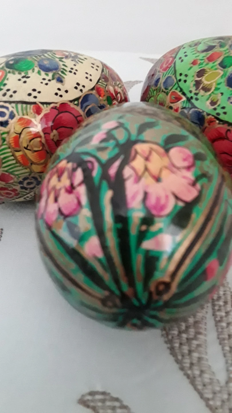 NEW SET OF 3 HAND-PAINTED DECORATIVE  EASTER EGGS - photo 4