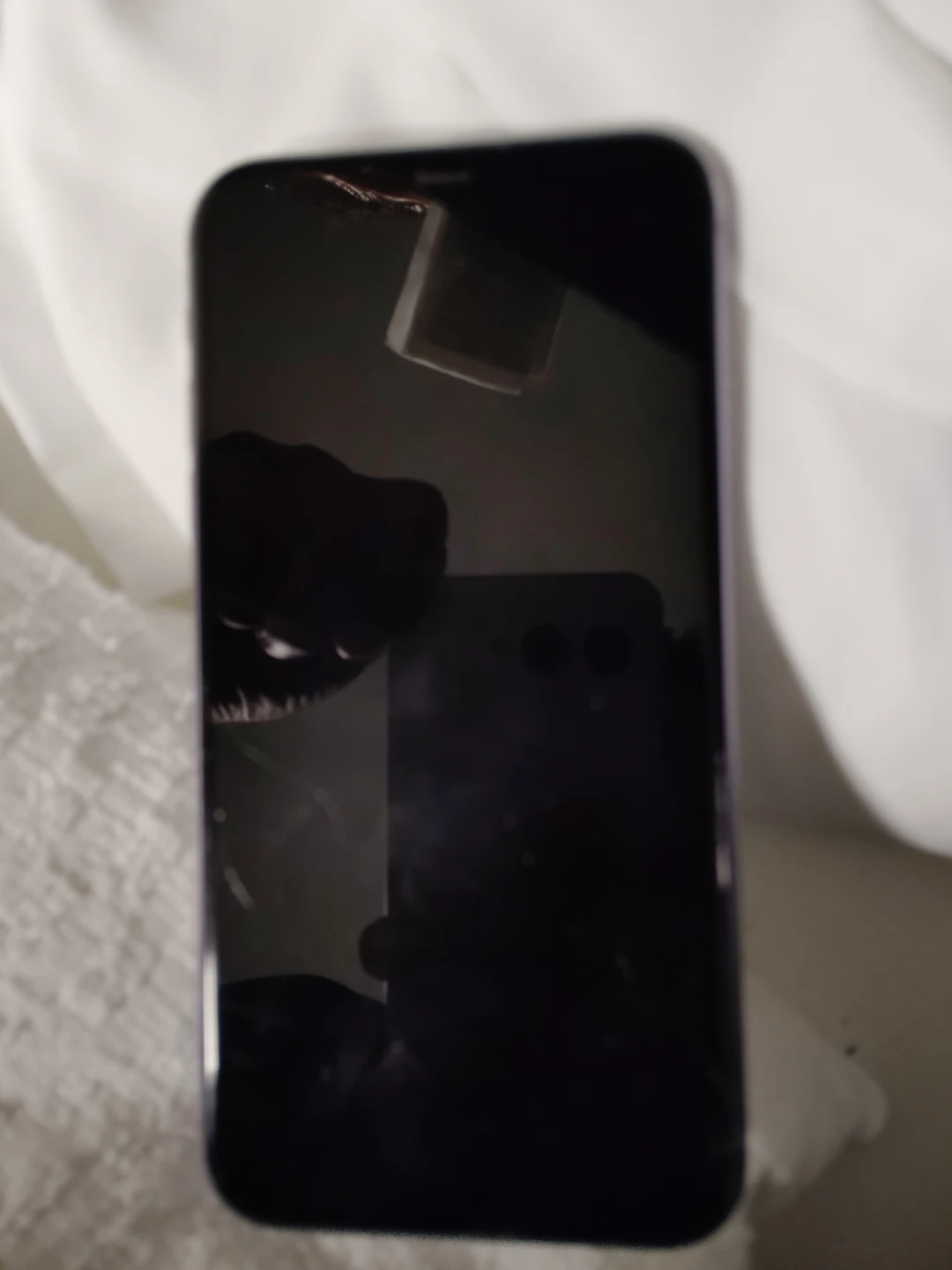 Apple iPhone 11 Purple - photo 2