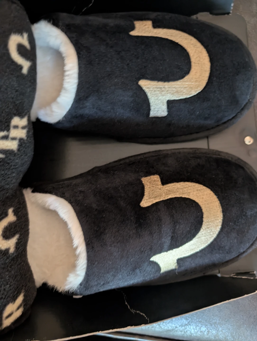 True Religion Men's PJ Pant & Slipper Gift Set - Large 11-12 - photo 2