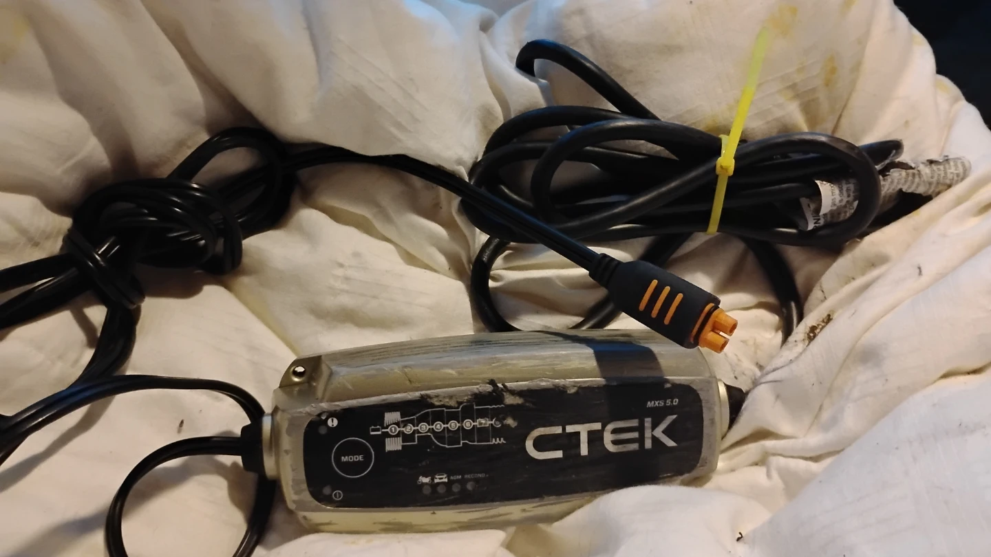 CTEK MXS 5.0 Battery Charger - photo 2