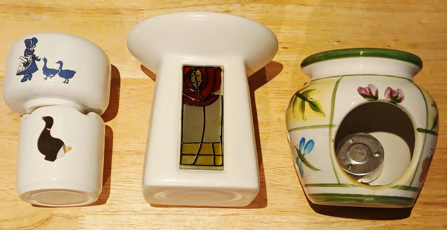 FREE Set of 3 Ceramic Oil Burners & Wax Melts ⚽ - photo 4