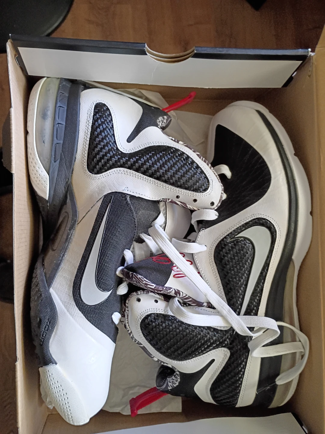 Nike LeBron 9 Men's Basketball Shoes - photo 5