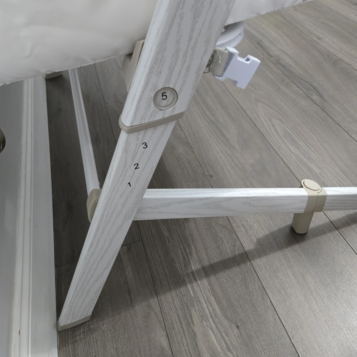 Evolur Bassinet Bedside Sleeper - photo 2