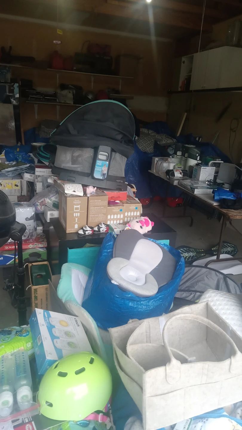 Garage sale Sunday June 14. 9 am to 5pm. 206 Sun Vista Court SE. - photo 4