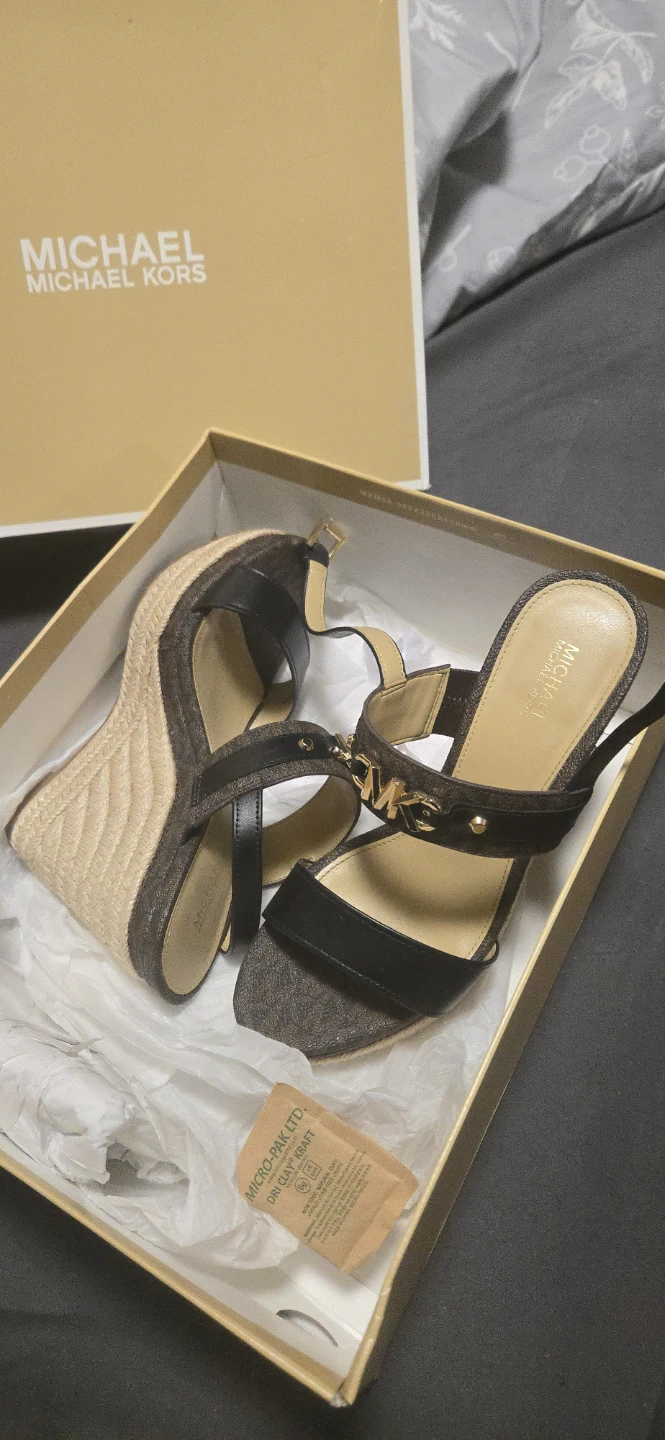 Michael Kors Wedge Sandals ⚽️ - photo 2