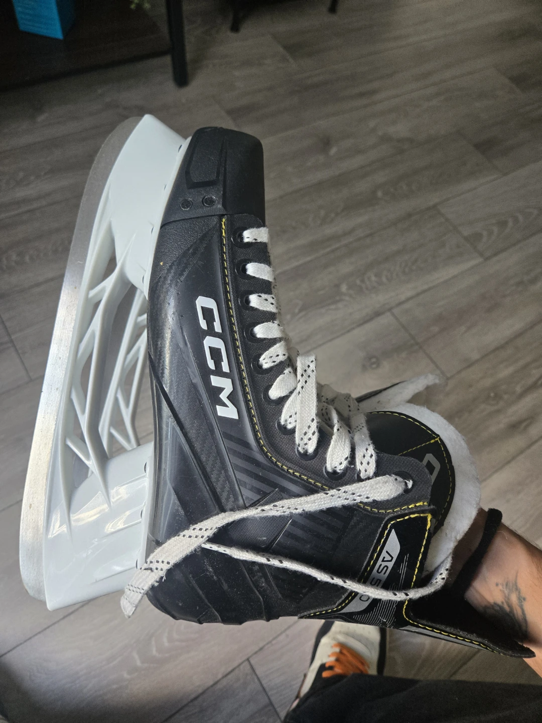 CCM Tacks Ice Hockey Skates - Size US 11 - photo 3