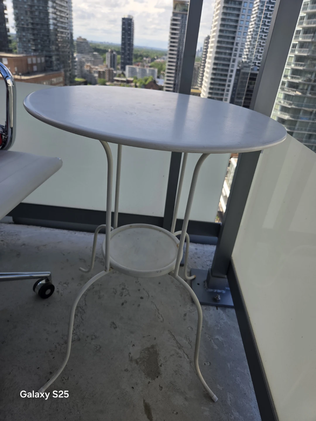 White Round Bistro Table