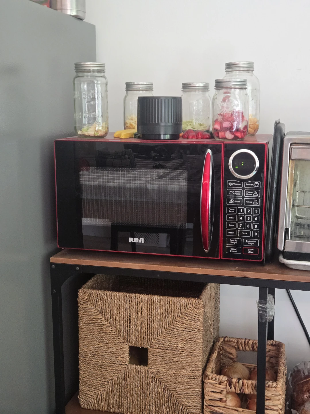 RCA Microwave - Red