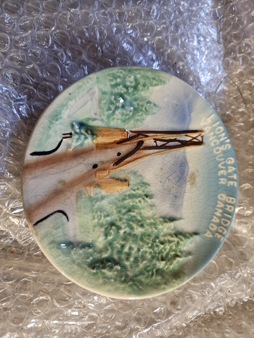 Souvenir Plate Lion's Gate Bridge Vancouver Canada - photo 2