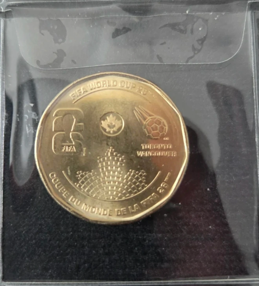 Collection of 9 Canadian Maple Leaf Coins - photo 3