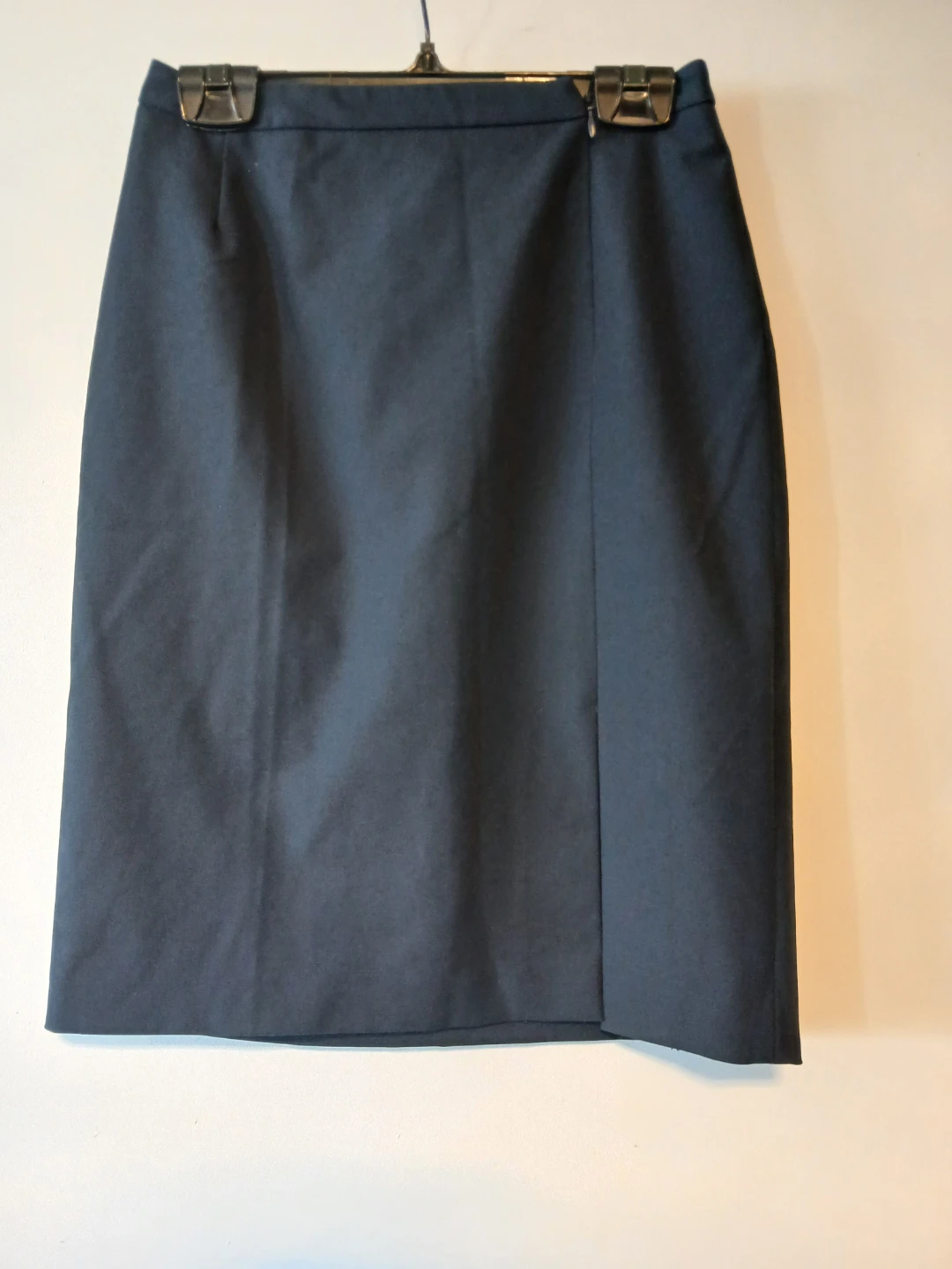 3 Ladies Skirts. 2 Costa Blanca. Size 2 and 1- size 1. $6 EA . - photo 5