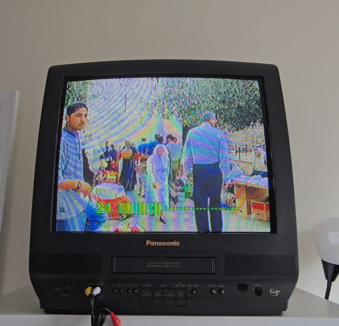 CRT TV VCR COMBO UNIT 20 inch - photo 2