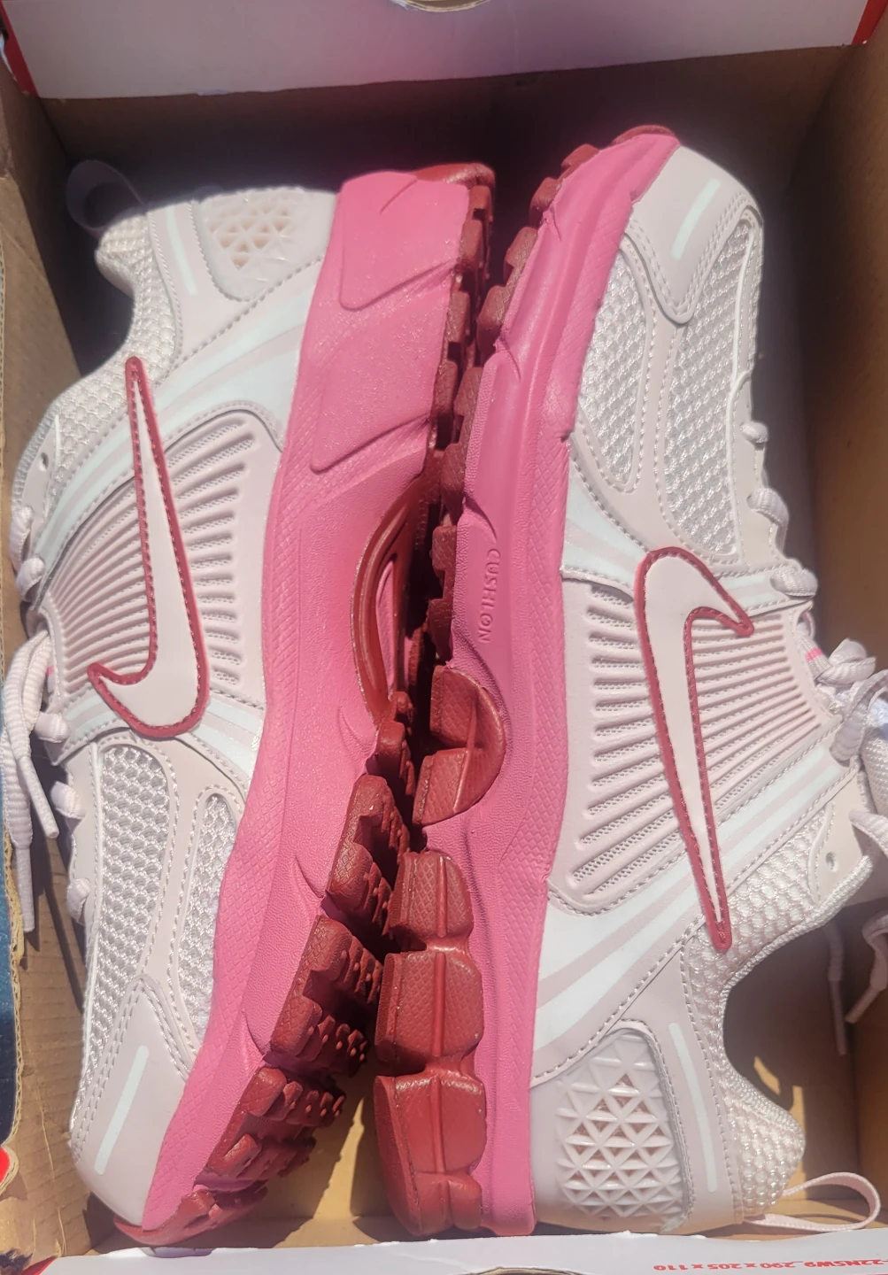 Nike Vomero 5 Women's Shoes Pink/White Size 7Y