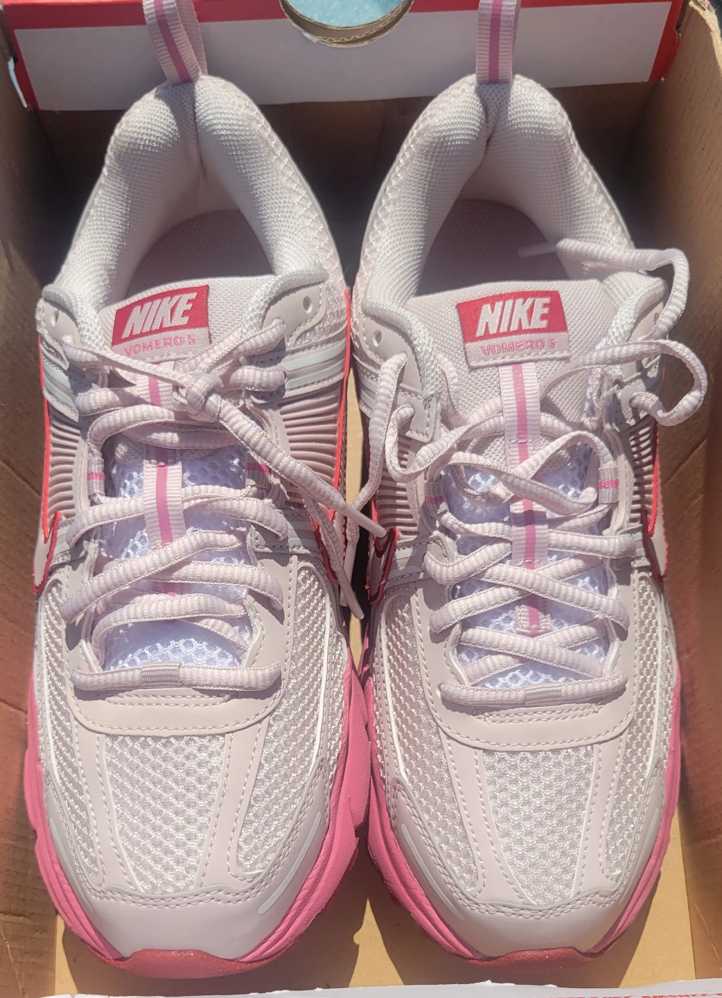 Nike Vomero 5 Women's Shoes Pink/White Size 7Y - photo 2