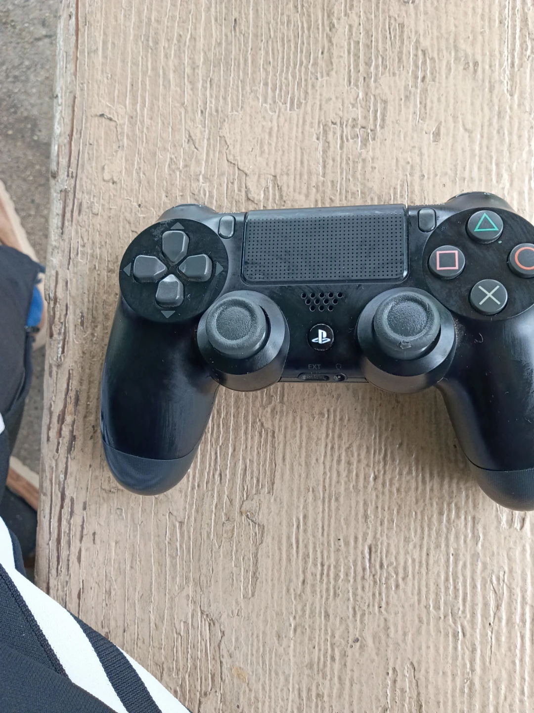 Sony PlayStation 4 DualShock 4 Wireless Controller
