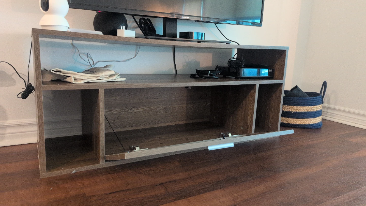 Wooden Entertainment Unit - photo 2