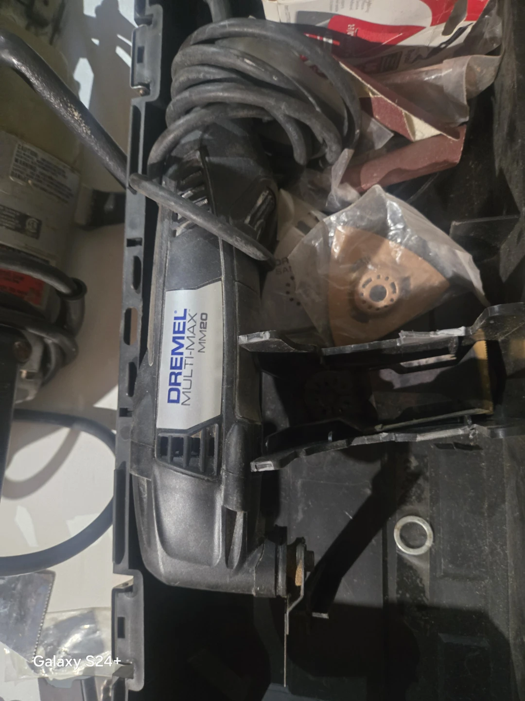 Dremel Multi-Max MM20 Oscillating Tool with Blades