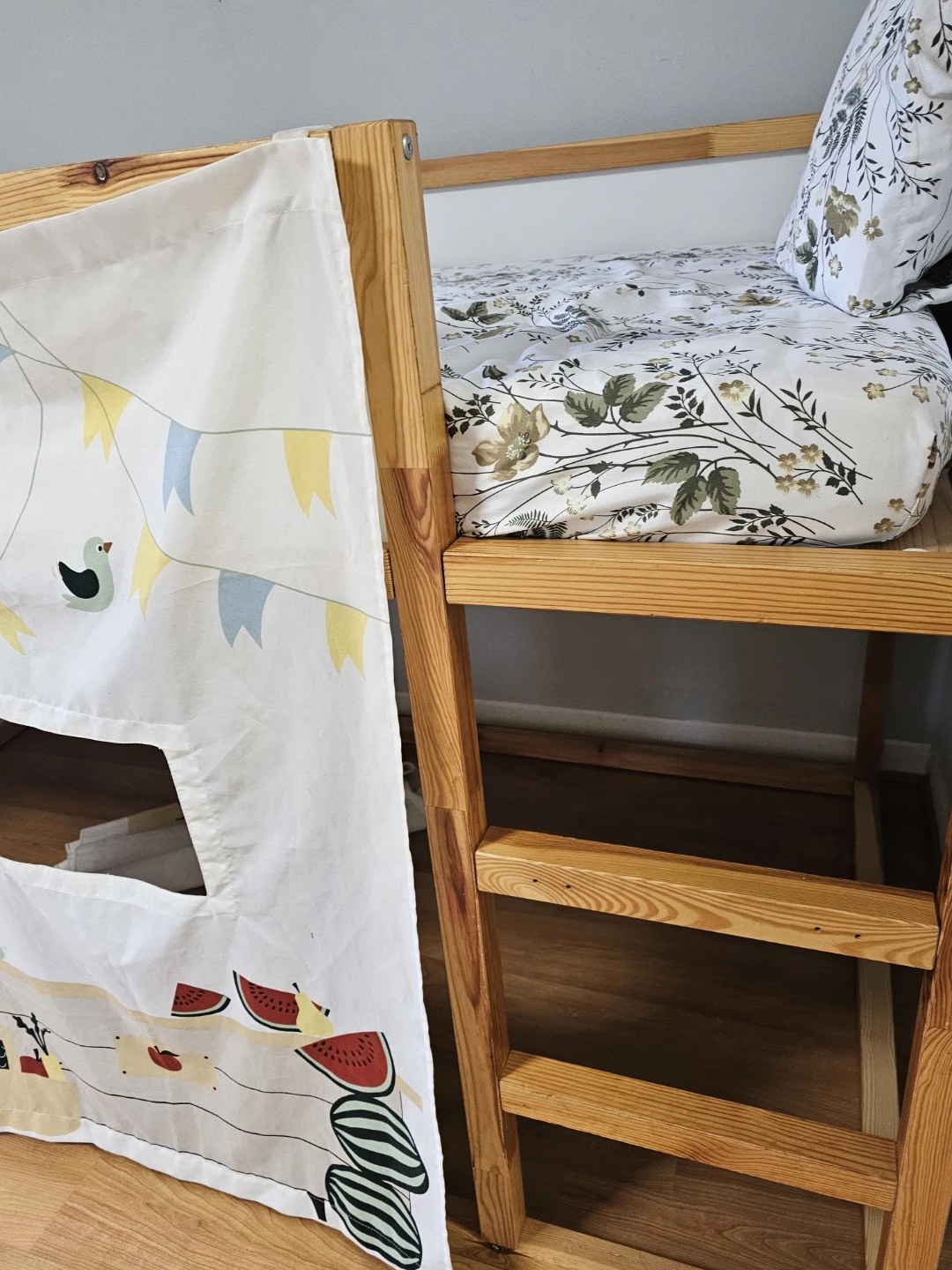 IKEA reversible kid Bed frame - photo 2