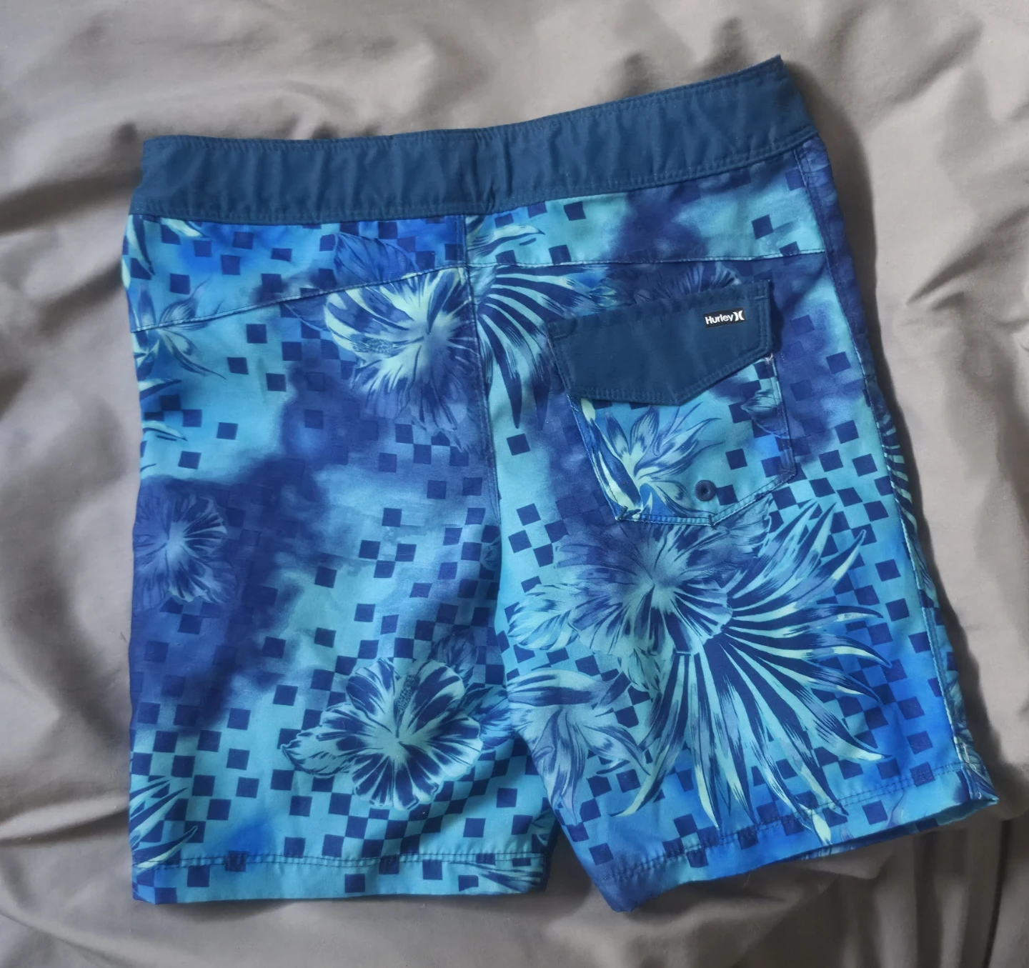 Hurley Boys board shorts - photo 2