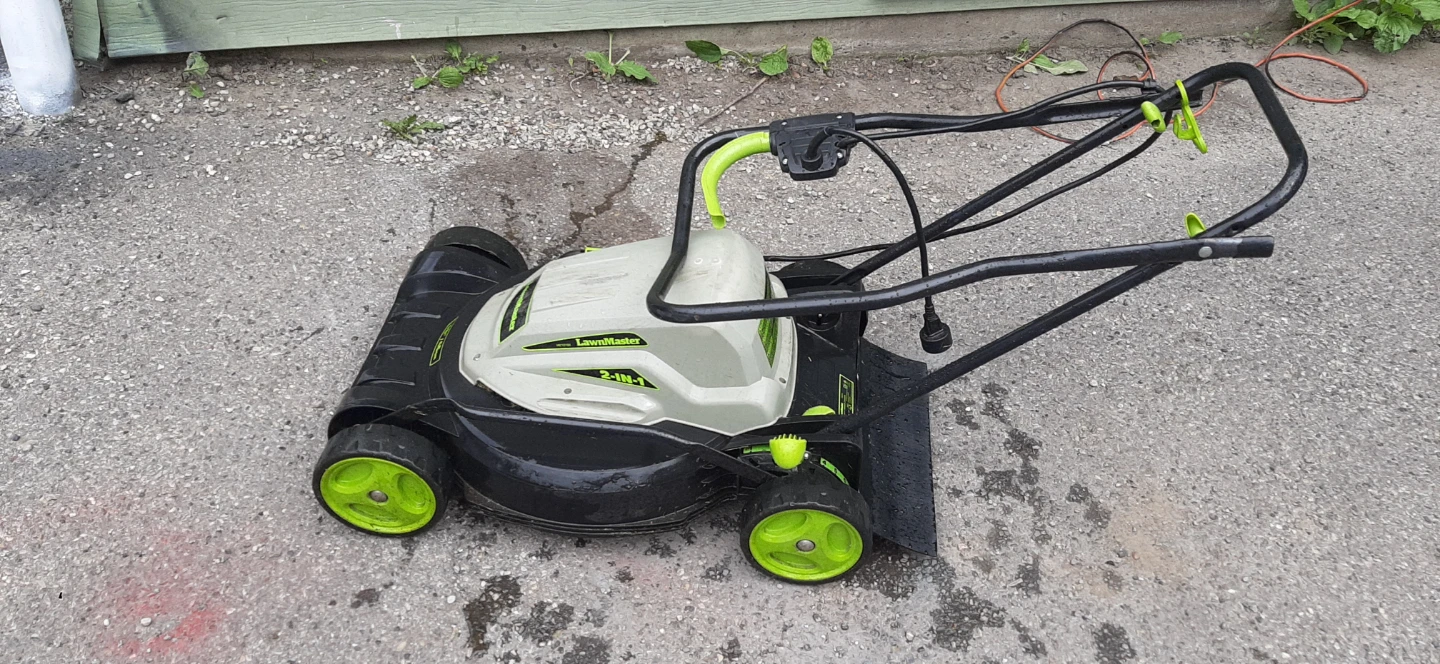LawnMaster Compact 18" Electric Mower - photo 4
