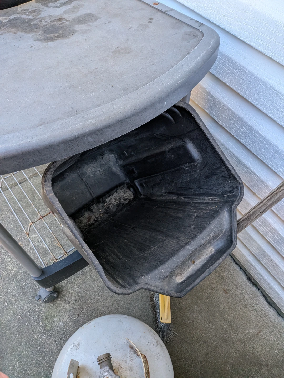 Weber Performer Charcoal Grill - photo 4