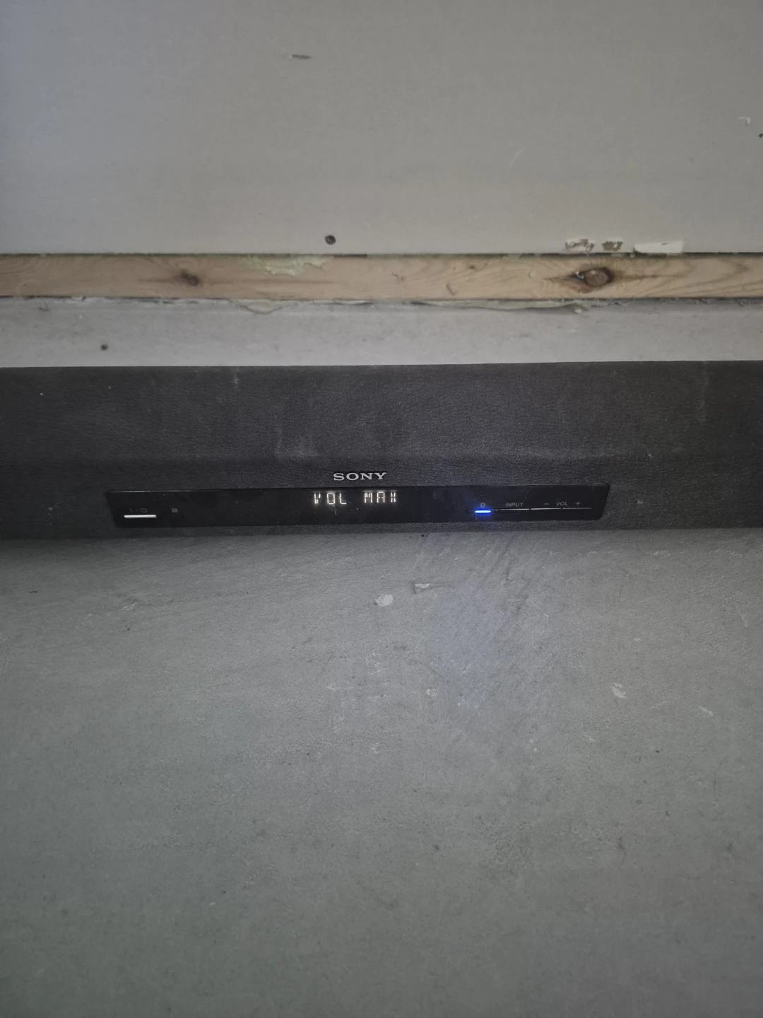 Sony Soundbar Speaker - photo 3