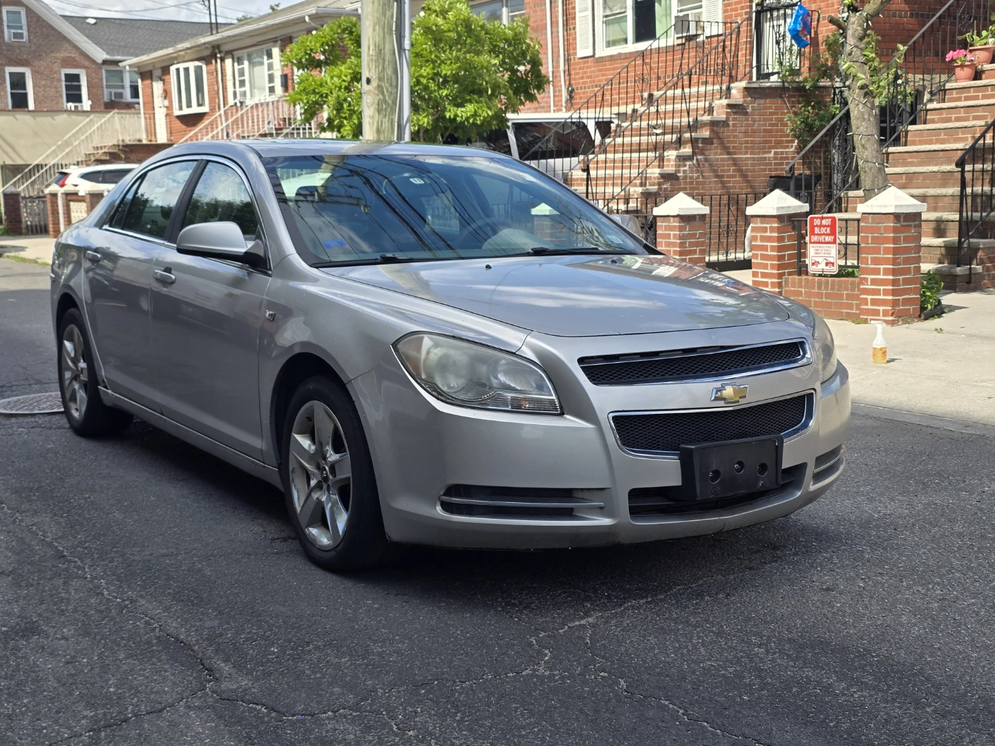 2008 Chevrolet Malibu Sedan - photo 2