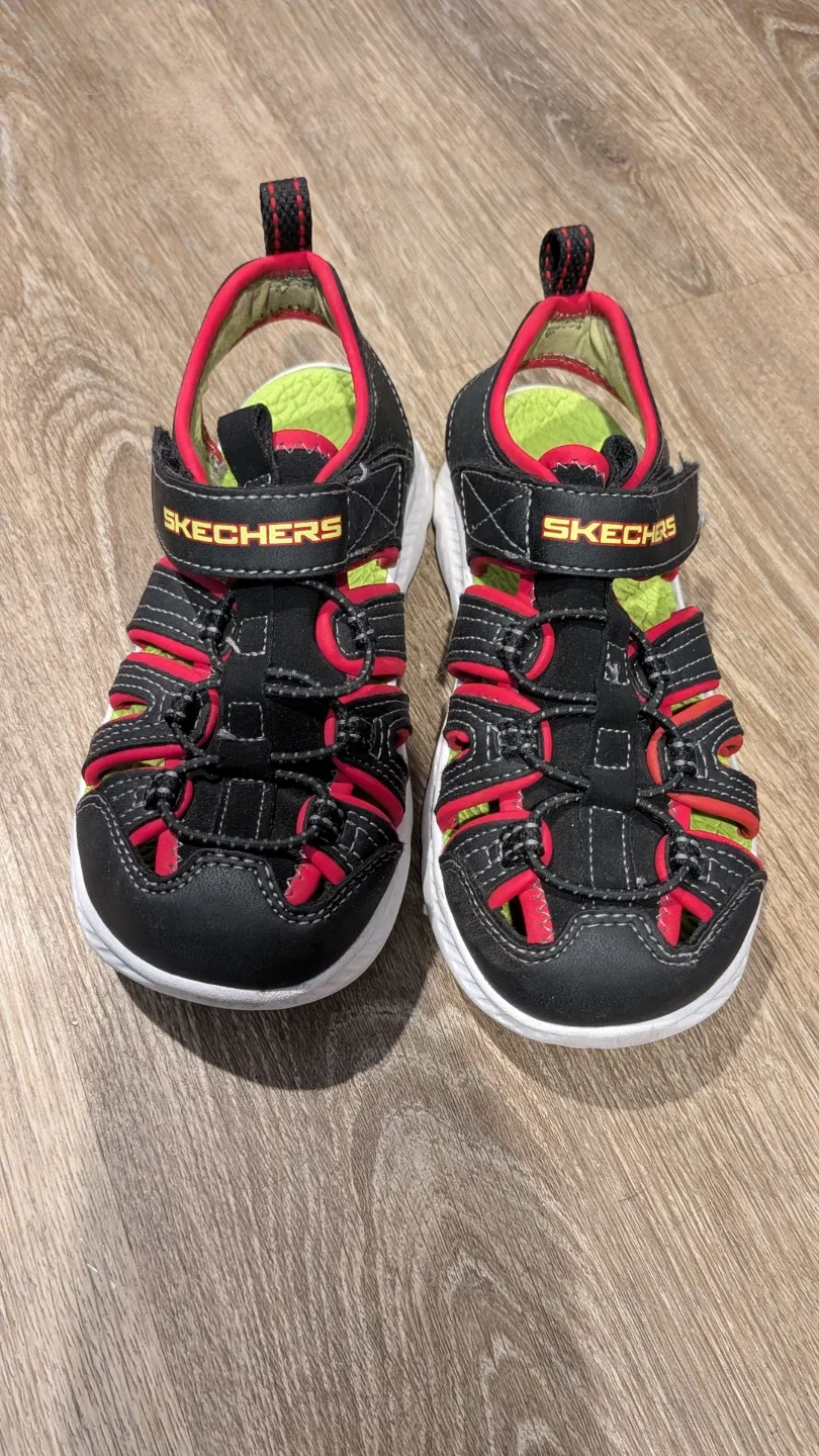 Skechers Kids Sandals Size 13 ⚽