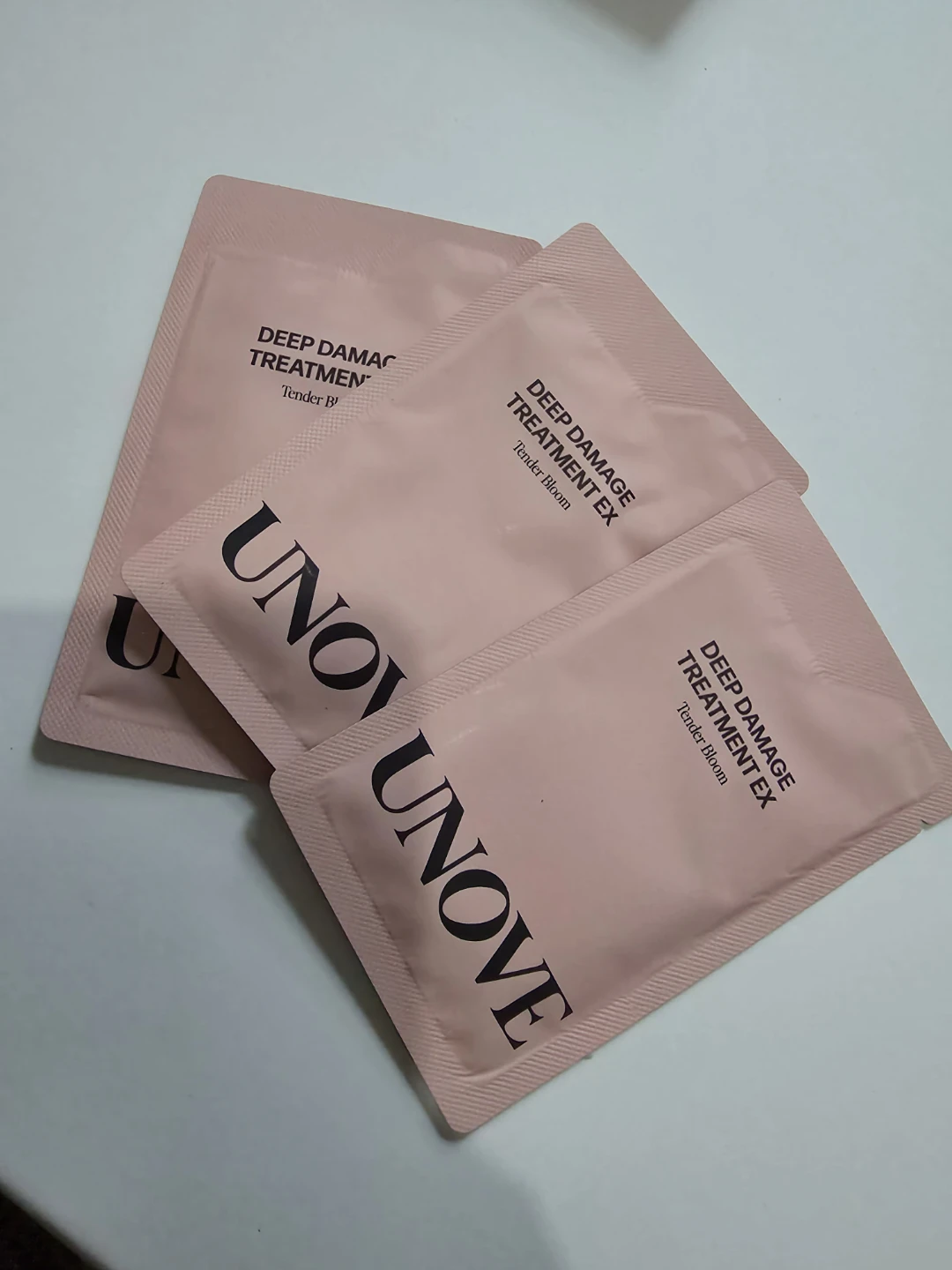 UNOVE Deep Damage Treatment Hair Mask ⚽️