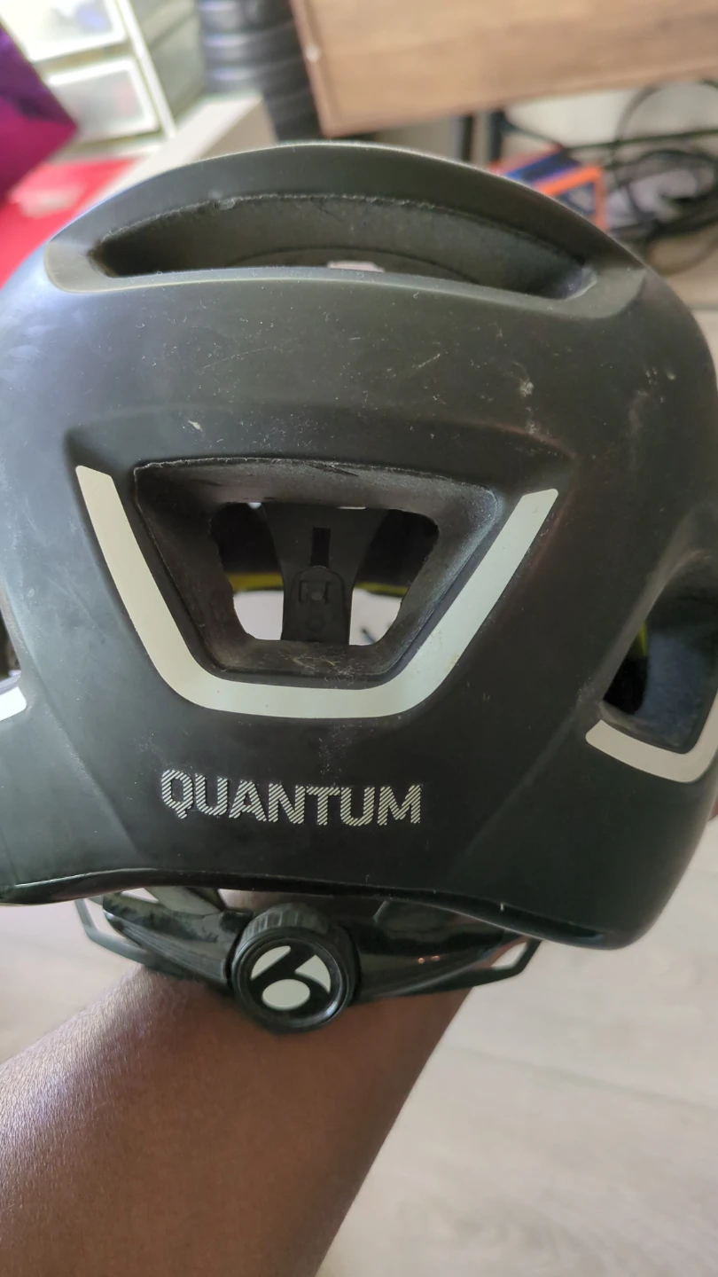 Bontrager Quantum MIPS Cycling Helmet - photo 5