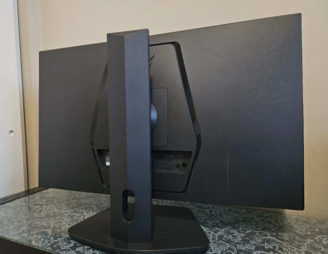 LG UltraGear Gaming Monitor - photo 2