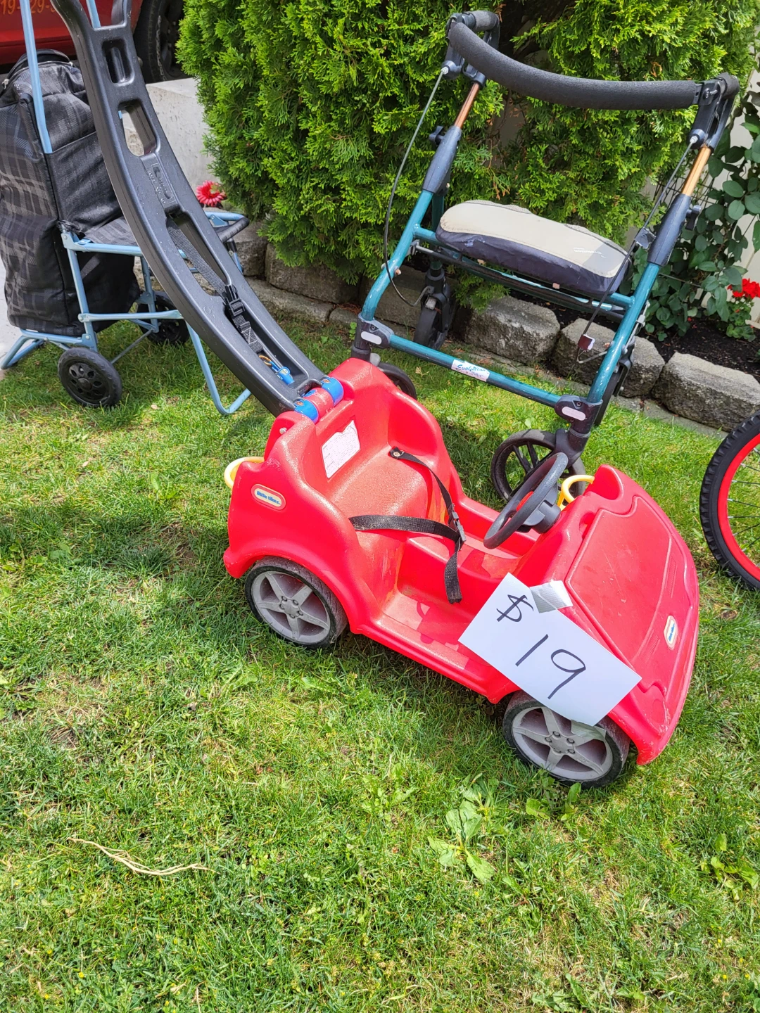 Little Tikes Cozy Coupe Ride-On Car