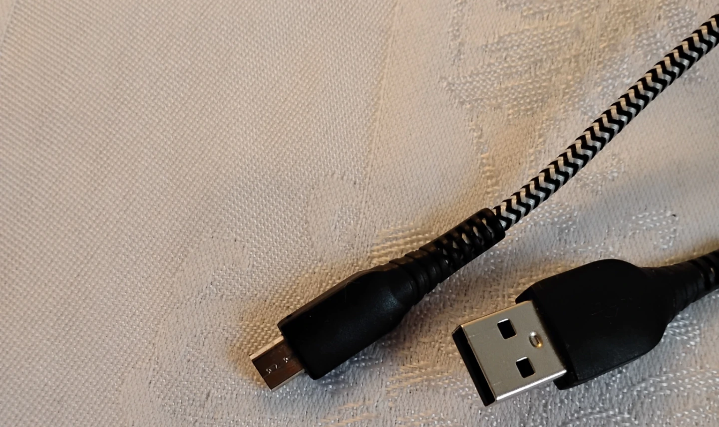 ⚽ Micro USB Cable - photo 3