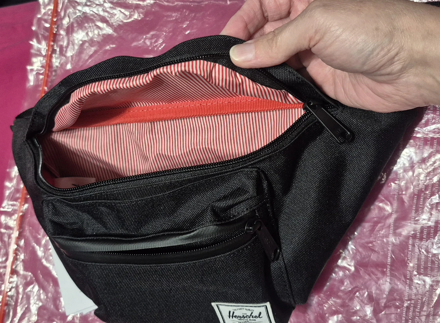 Herschel Supply Co. Seventeen Hip Pack - Black - photo 3