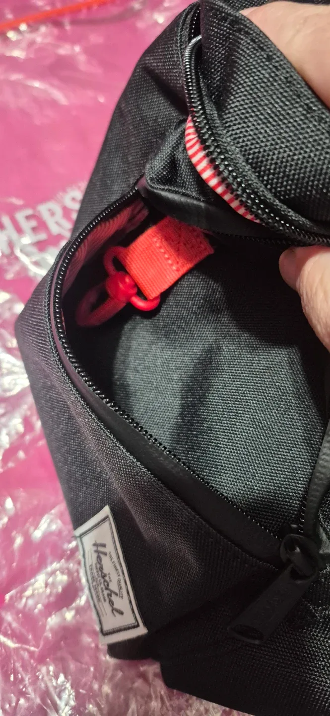 Herschel Supply Co. Seventeen Hip Pack - Black - photo 4