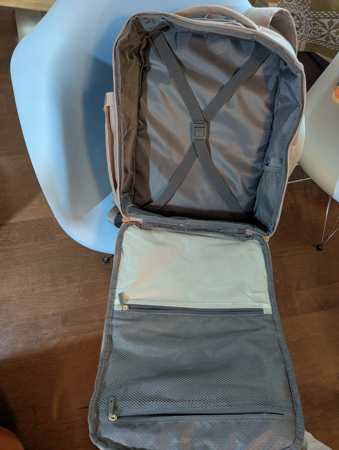 Quilted Backpack laptop travel bag - photo 2