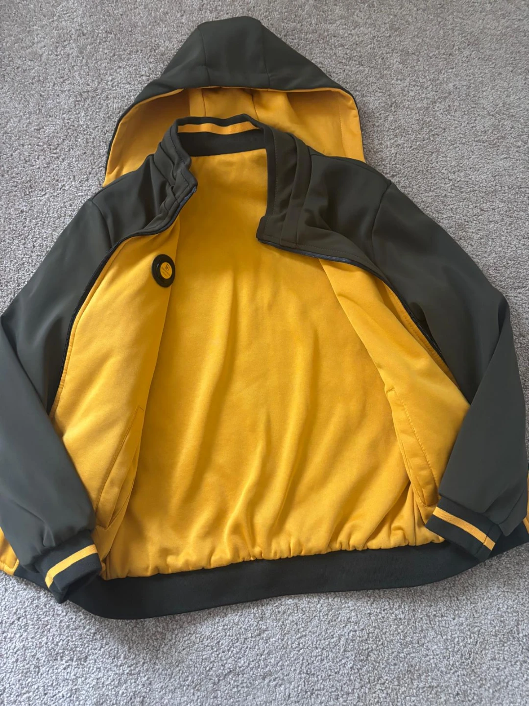 Green & Yellow Bomber Jacket Size Small - photo 2