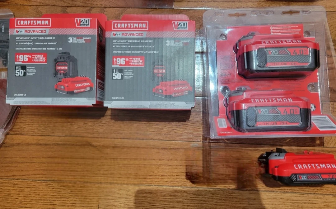 NEW!! CRAFTSMAN V20 Cordless Tool Set with Bag & 5 Batteries - photo 3