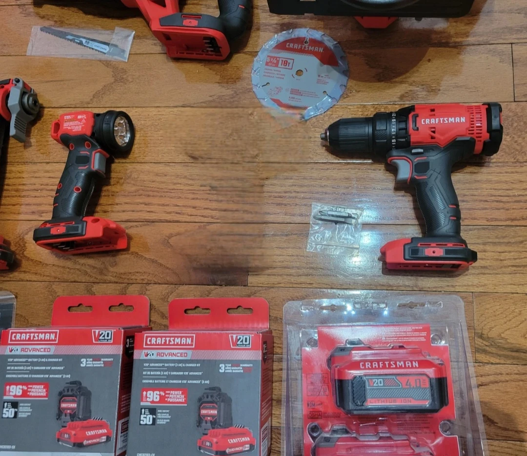 NEW!! CRAFTSMAN V20 Cordless Tool Set with Bag & 5 Batteries - photo 5