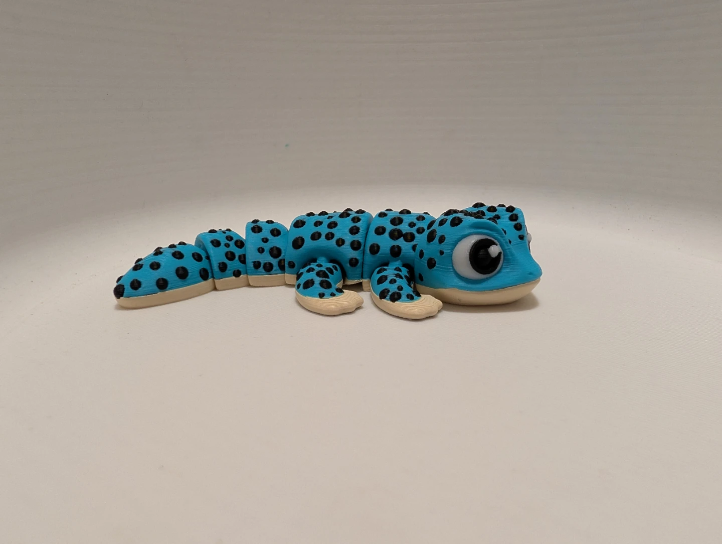 Handmade Blue Articulated Gecko Toy - photo 3