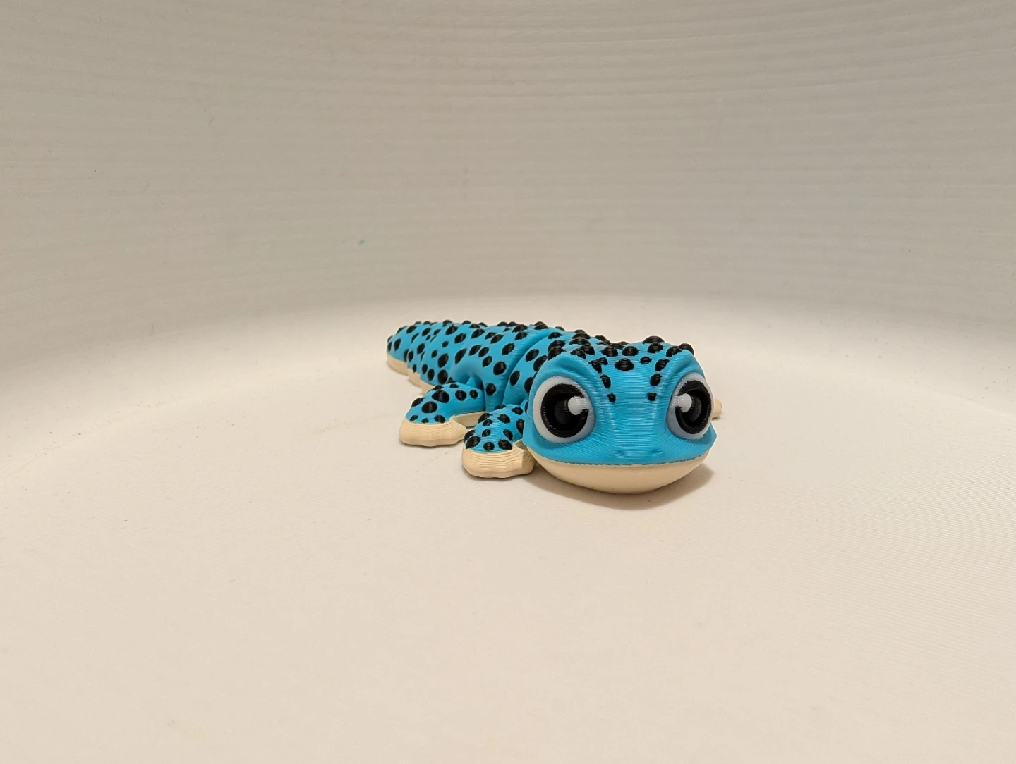 Handmade Blue Articulated Gecko Toy - photo 4