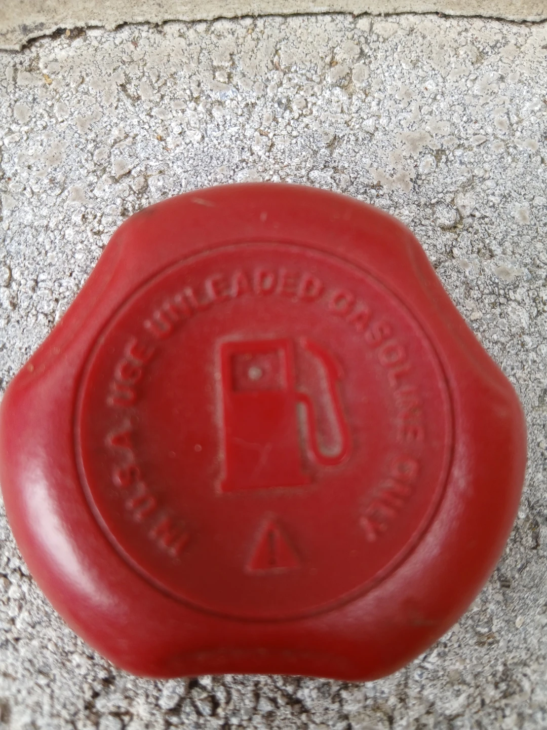 Red Gas Cap for Outdoor Power Equipment