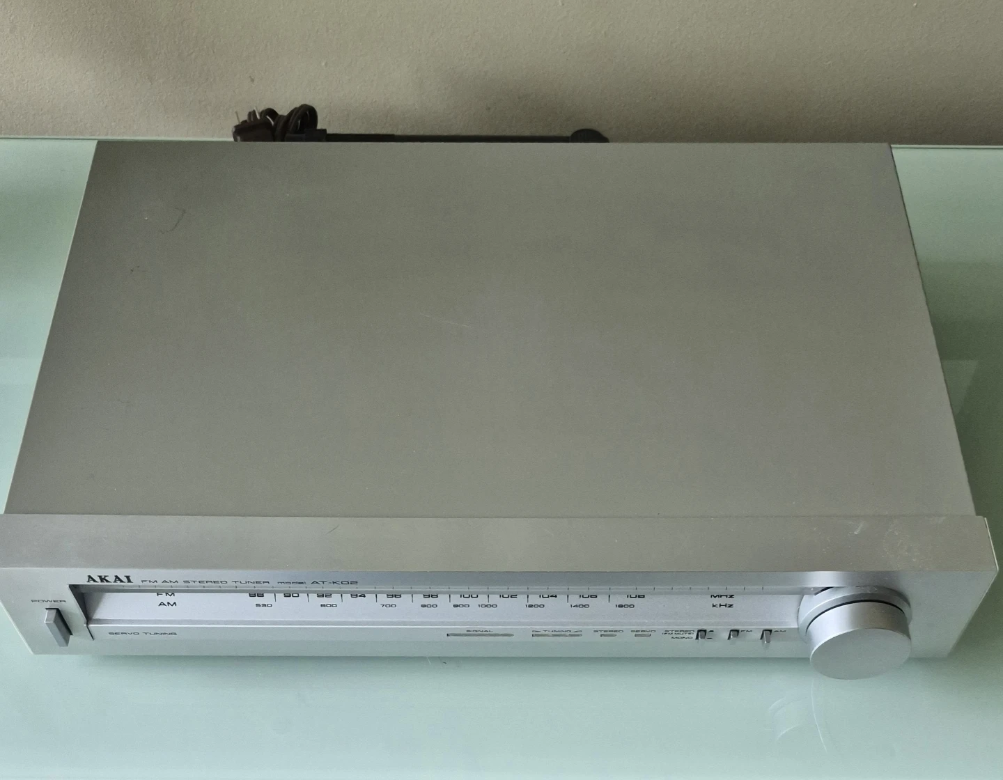 AKAI AT-K02 FM/AM Stereo Tuner - photo 2